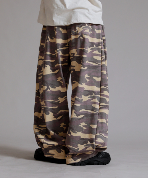 Широкие брюки с защипами Camo Beige