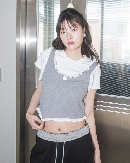 LAYERED LACE SLEEVELESS(GREY)