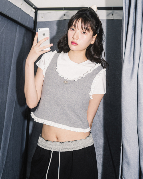 LAYERED LACE SLEEVELESS(GREY)
