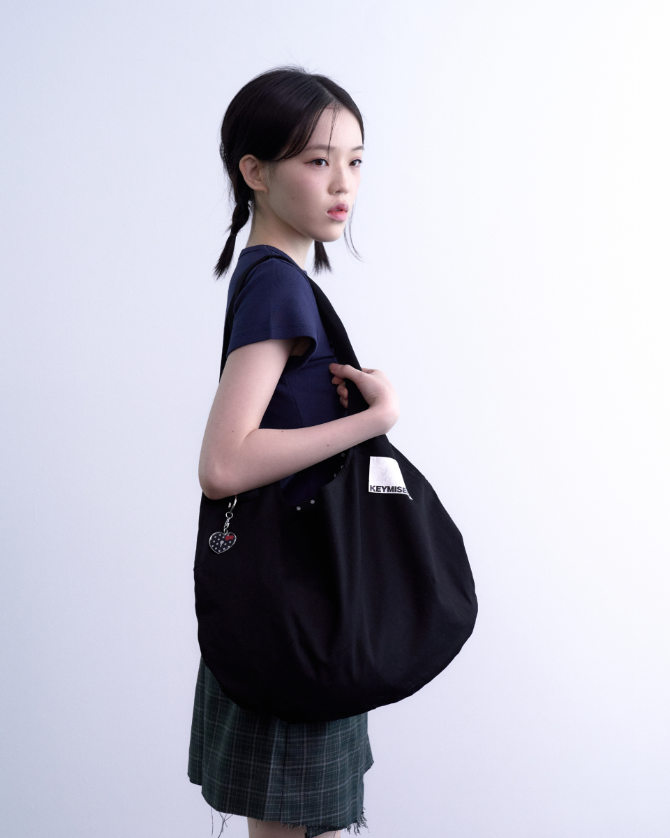 トートバッグ [KEYMISERY] Reversible Dot Tote Bag MUSINSA | KEYMISERY Reversible Dot Tote Bag (Black)