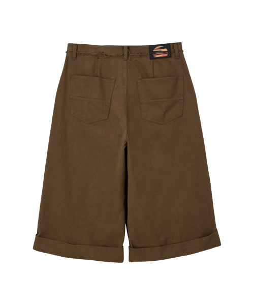 Frayed Blunt Bermuda Pants-Brown
