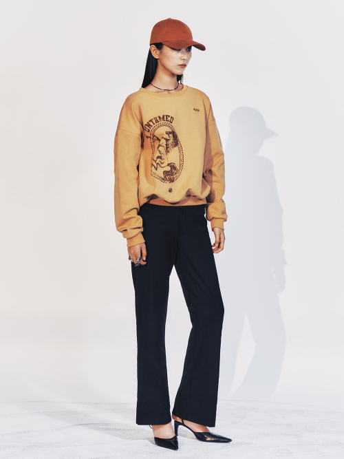 Untamed Sweatshirt Mustard