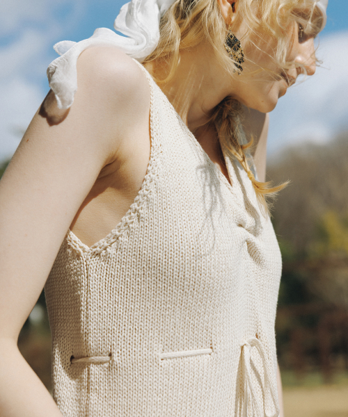 Vienne sleeveless top (cream)