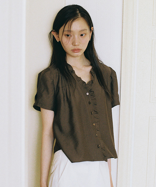 pintuck frill blouse-khaki brown