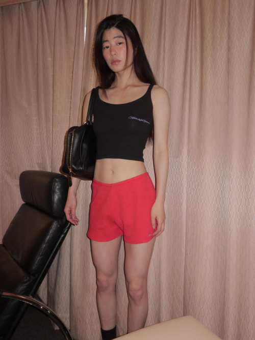 Attends for cuteness tank top (чёрная)
