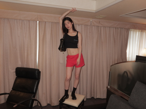 Attends for cuteness tank top (чёрная)
