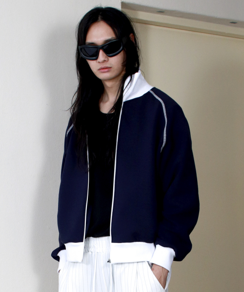 M COLOR STITCH NEOPRENE LOGO BLOUSON JUMPER NAVY
