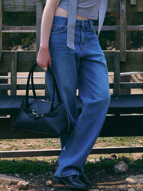Vintage fit medium blue denim