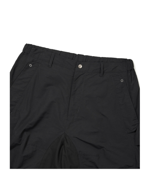 REVERSE TUCK LAYERED SHORTS (BLACK)