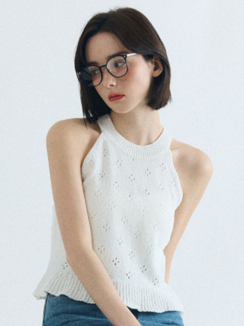 adorable sleeveless knit
