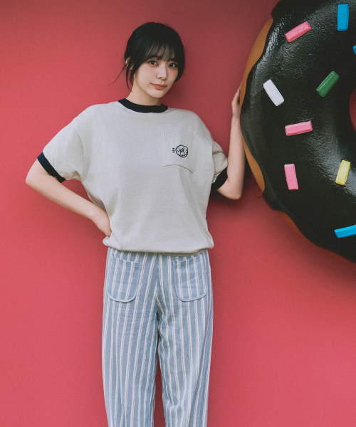 [KNITTED X QWER Siyeon] Круглый свитер с карманом Donut SWISS