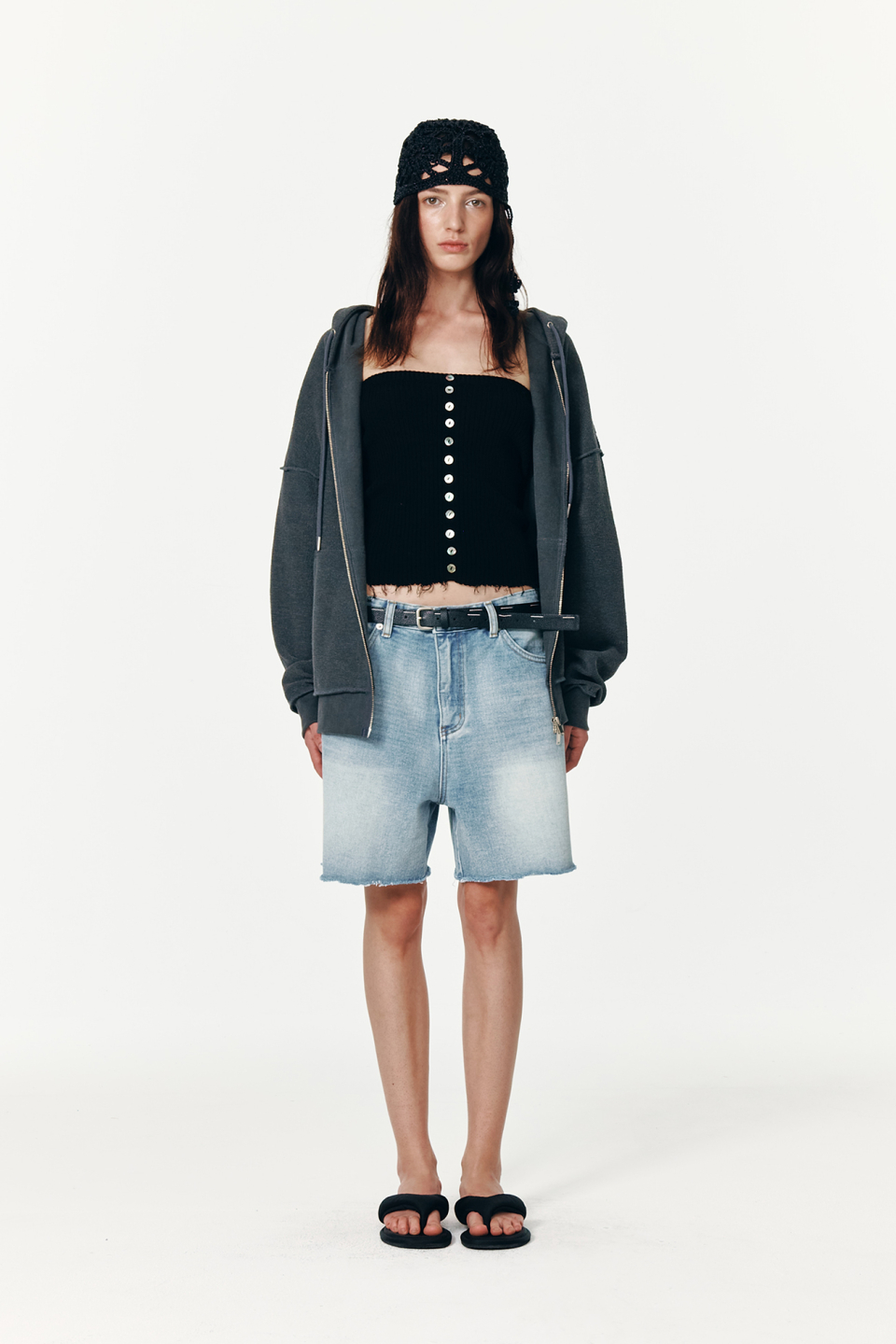 miyuqueen314様リクエスト商品 DEINET BACK POCKET POINT DENIM BACK POCKET POINT DENIM SHORTS IN BLUE - 감도 깊은 취향