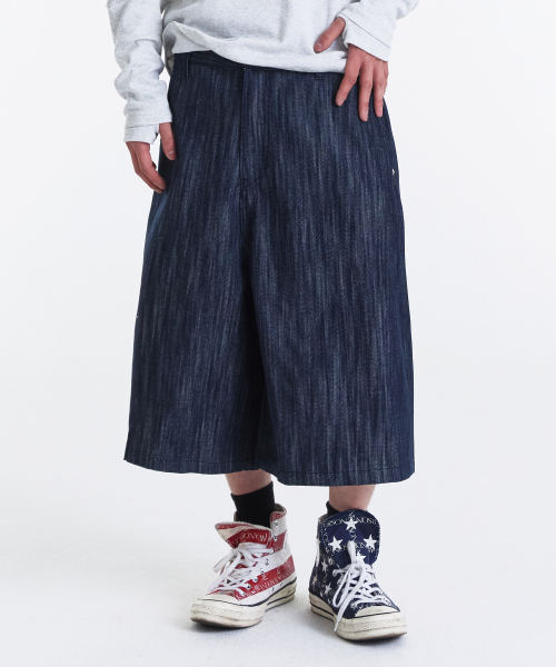 Bermuda Denim Pants (Raw Indigo)