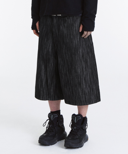 Bermuda Denim Pants (Raw Black)