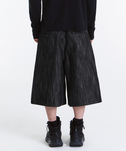 Bermuda Denim Pants (Raw Black)