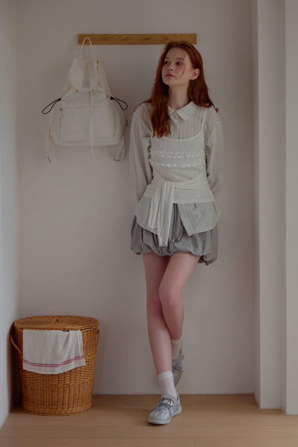 MUSINSA | OTZ String Backpack Ivory FLOTFA1B07