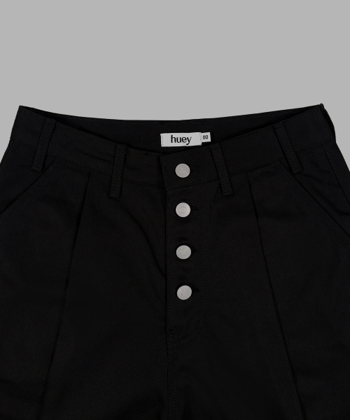 Receipt Pin-Tuck Bermuda Pants Black