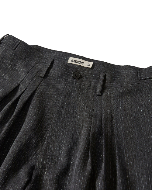 Herringbone pleat pants / Charcoal