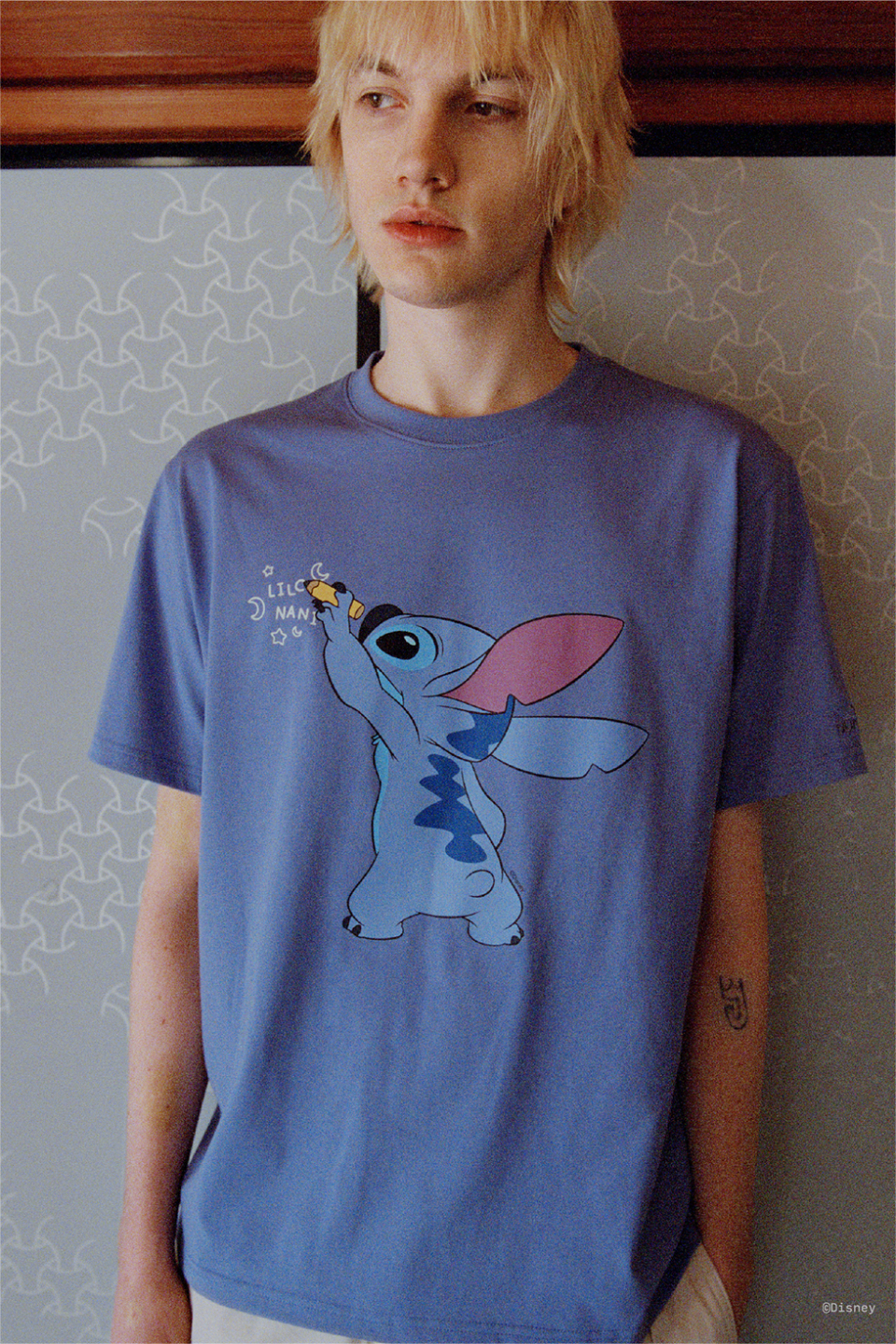 썬러브(SUNLOVE) [STITCH] Doodle Tee Han Blue - 사이즈 & 후기
