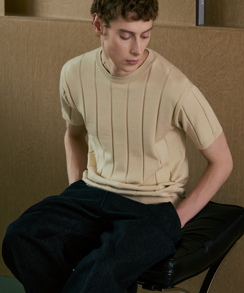 Трикотажная футболка в рубчик с круглым вырезом [Beige]