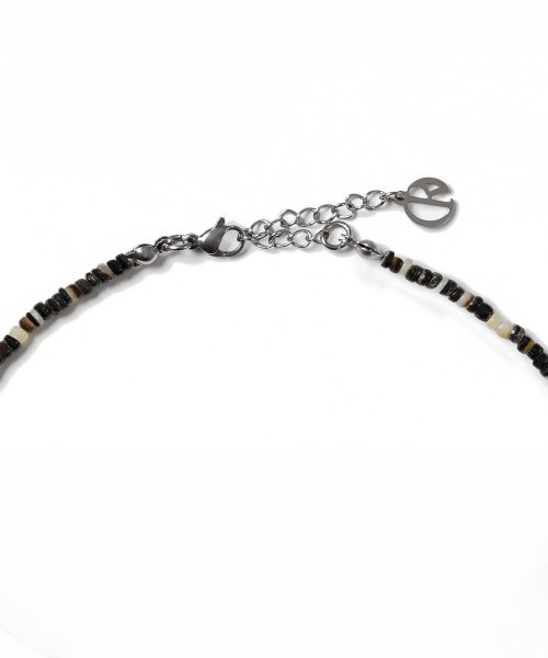 Unisex Minimalist Mother-of-Pearl Bead Necklace [Black] thumbnail 2