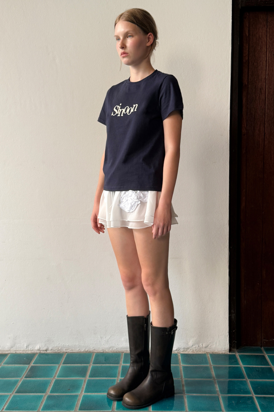 MUSINSA公式 | SINOON Sinoon Signature Logo T-Shirts (Navy)