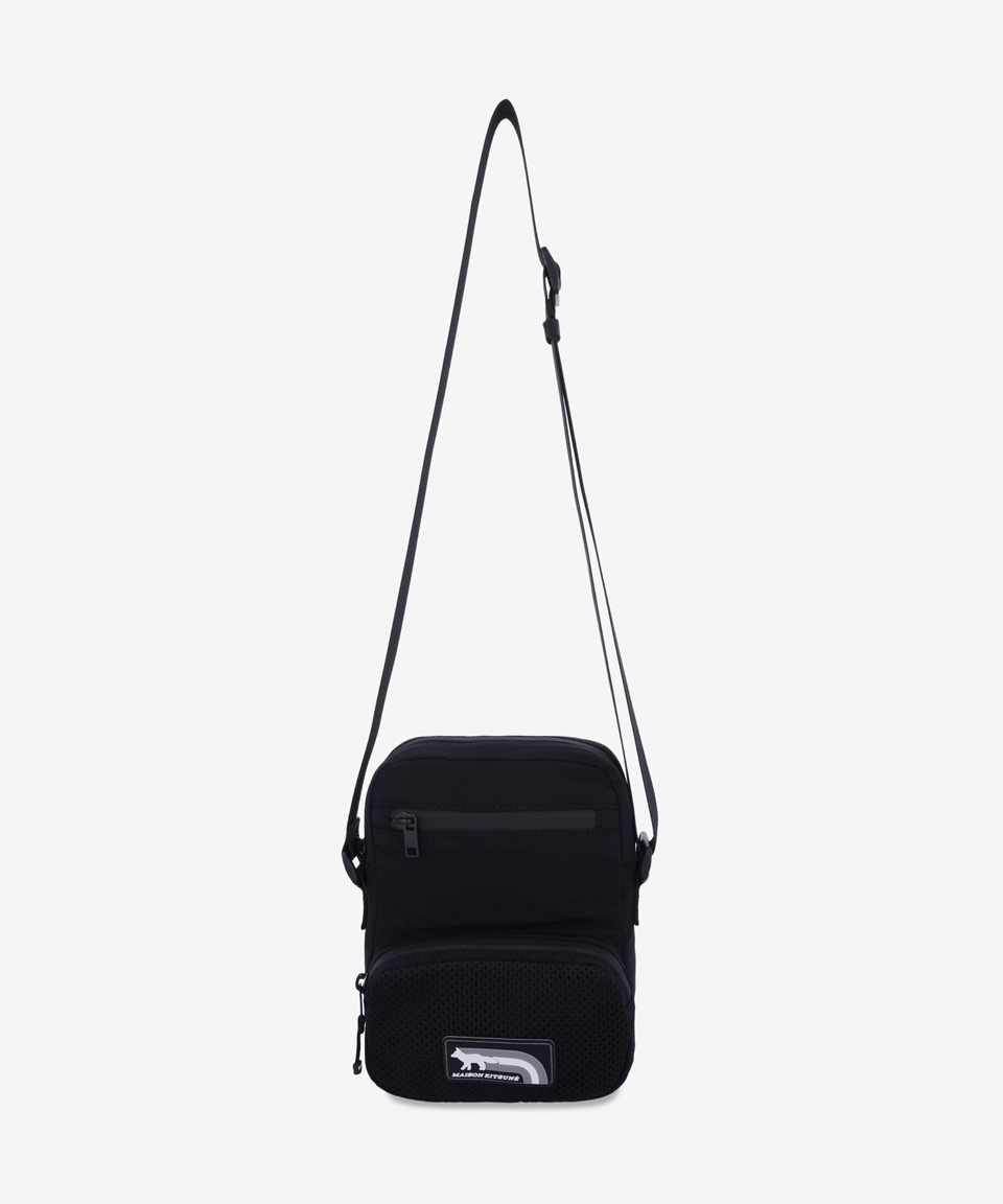 MUSINSA | MAISON KITSUNE Flash Fox Pouch Crossbody Bag