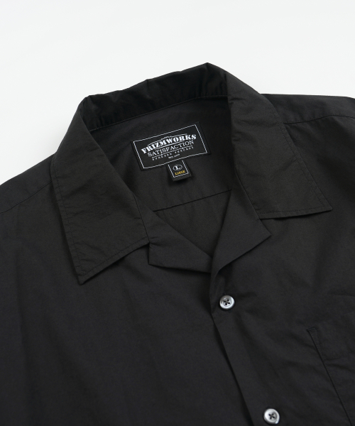 CORAL NEEDLEWORK HALF SHIRT _ BLACK