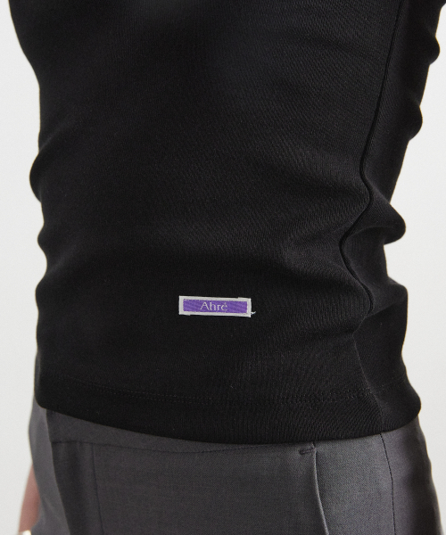 SCOOP NECK SLEEVELESS_BLACK
