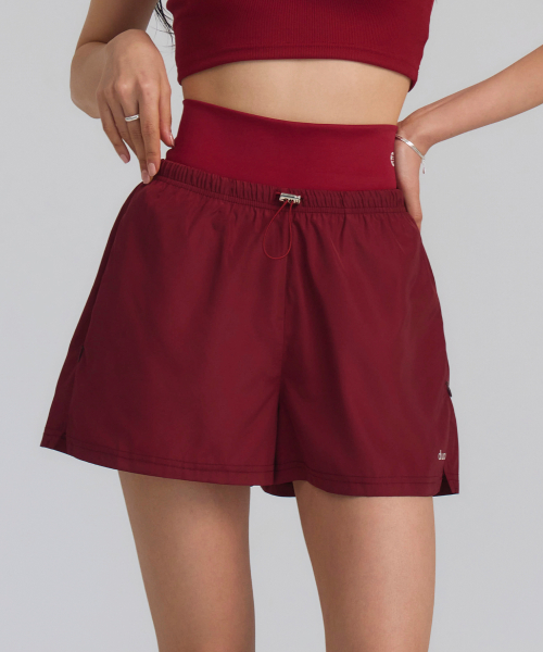 Мягкие нейлоновые шорты в складку_4Colors