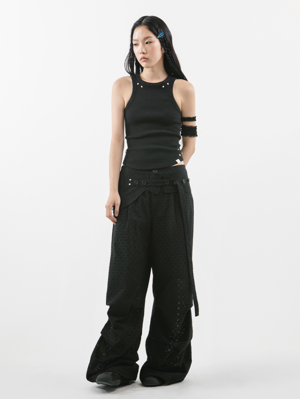 ★TUOMIO★ EYELET BELT BAG PANTS EYELET BELT BAG PANTS [WHITE] - TUOMIO | 60% - Asian Fashion