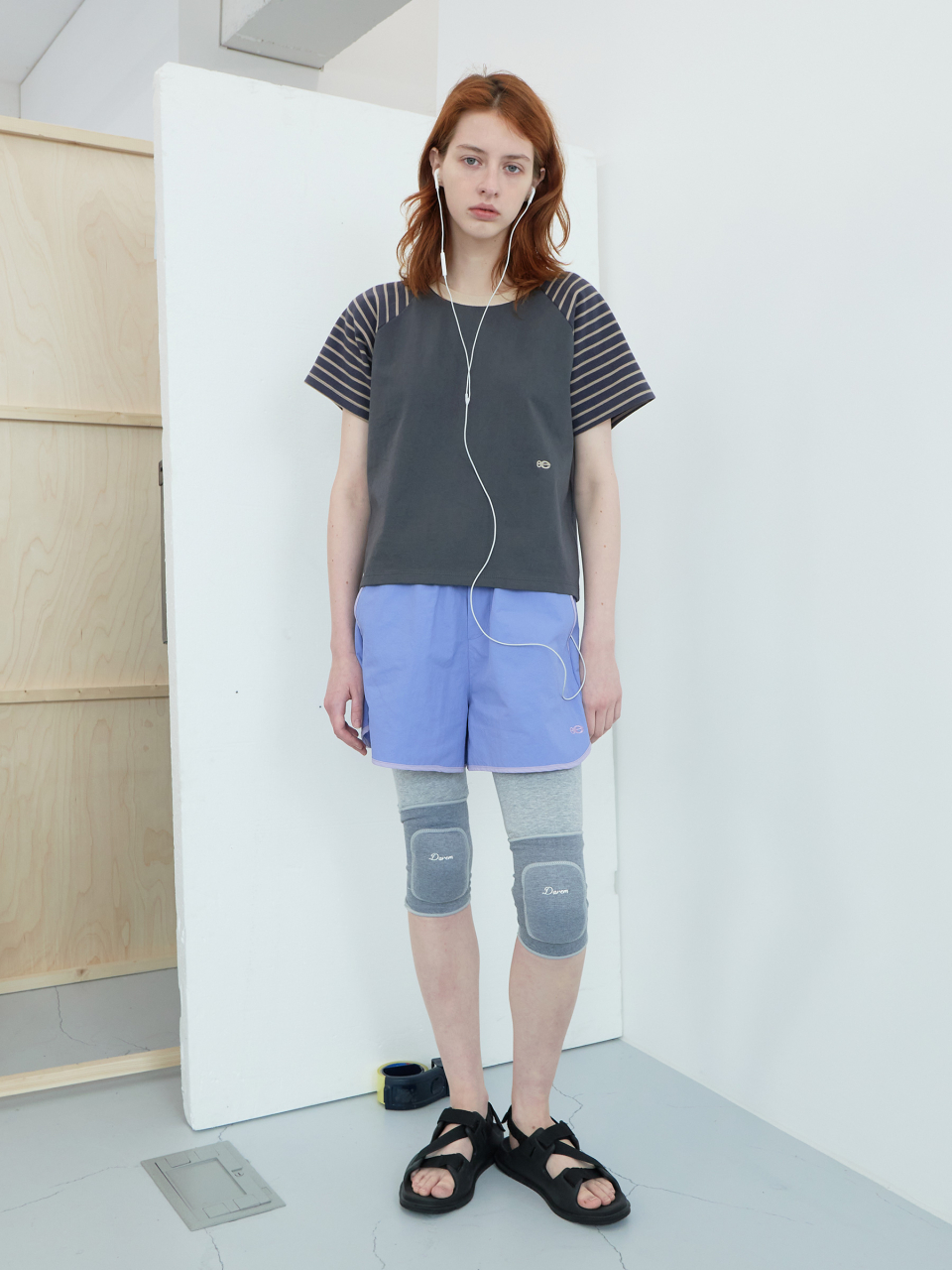 ★ ENZO BLUES★ Raglan Stripe T-Shirt Charcoal 253RBXTOP013 MUSINSA | ENZO BLUES Raglan Stripe T-shirt (Charcoal)