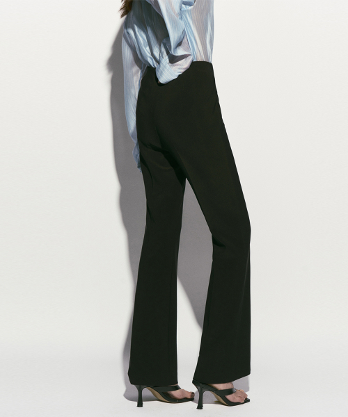 HIGH-RISE ELASTICATED BOOTCUT PANTS BLACK
