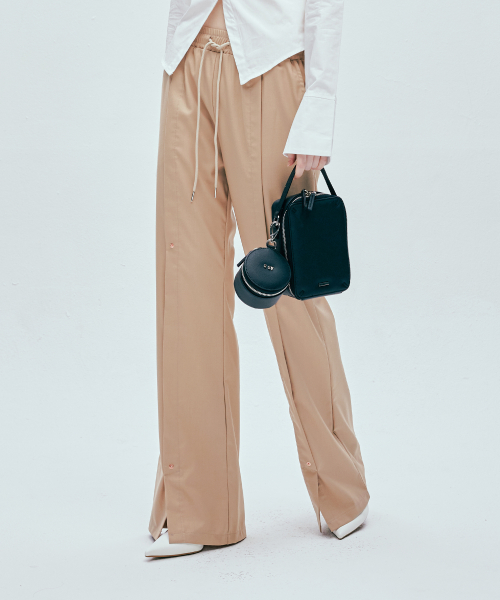 Rivet широкие расклешённые слаксы на резинке Beige