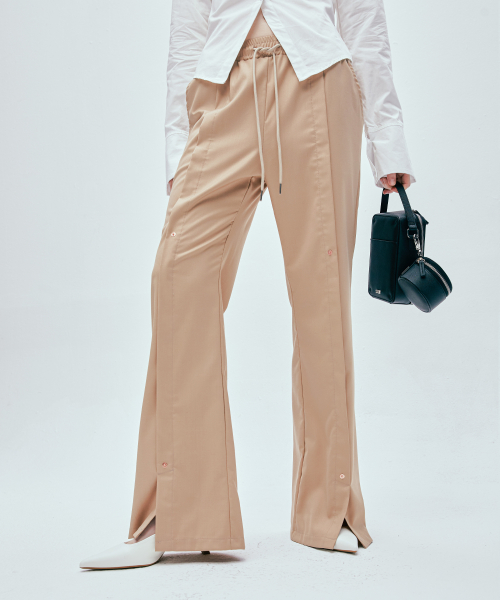Rivet широкие расклешённые слаксы на резинке Beige