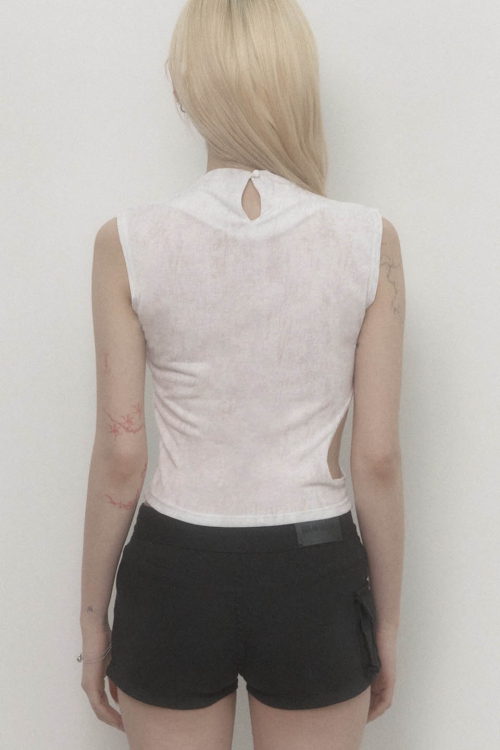 Graphic Side-hole Neck Slit Tank Top (White)