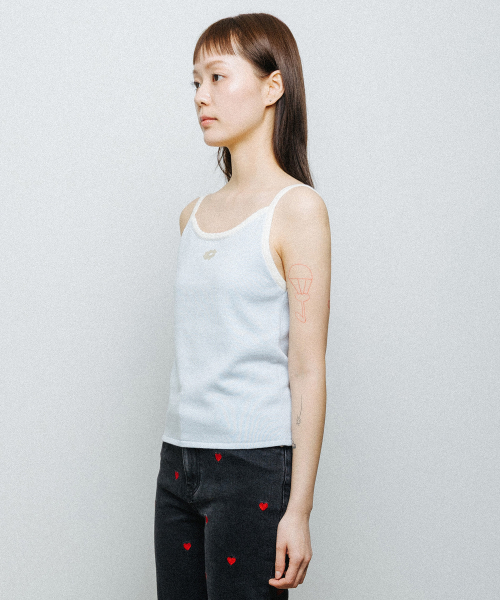 SCALLOP SLEEVELESS KNIT sky blue