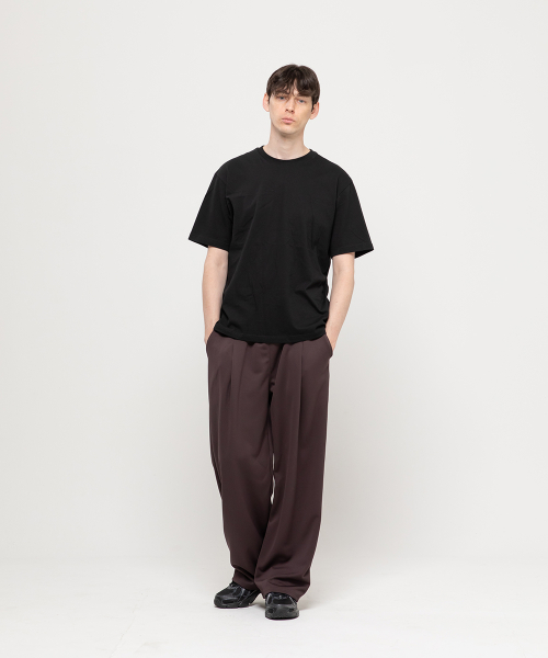 Cooling Point Logo One Tuck Banding Wide Sweat Pants [Brown]