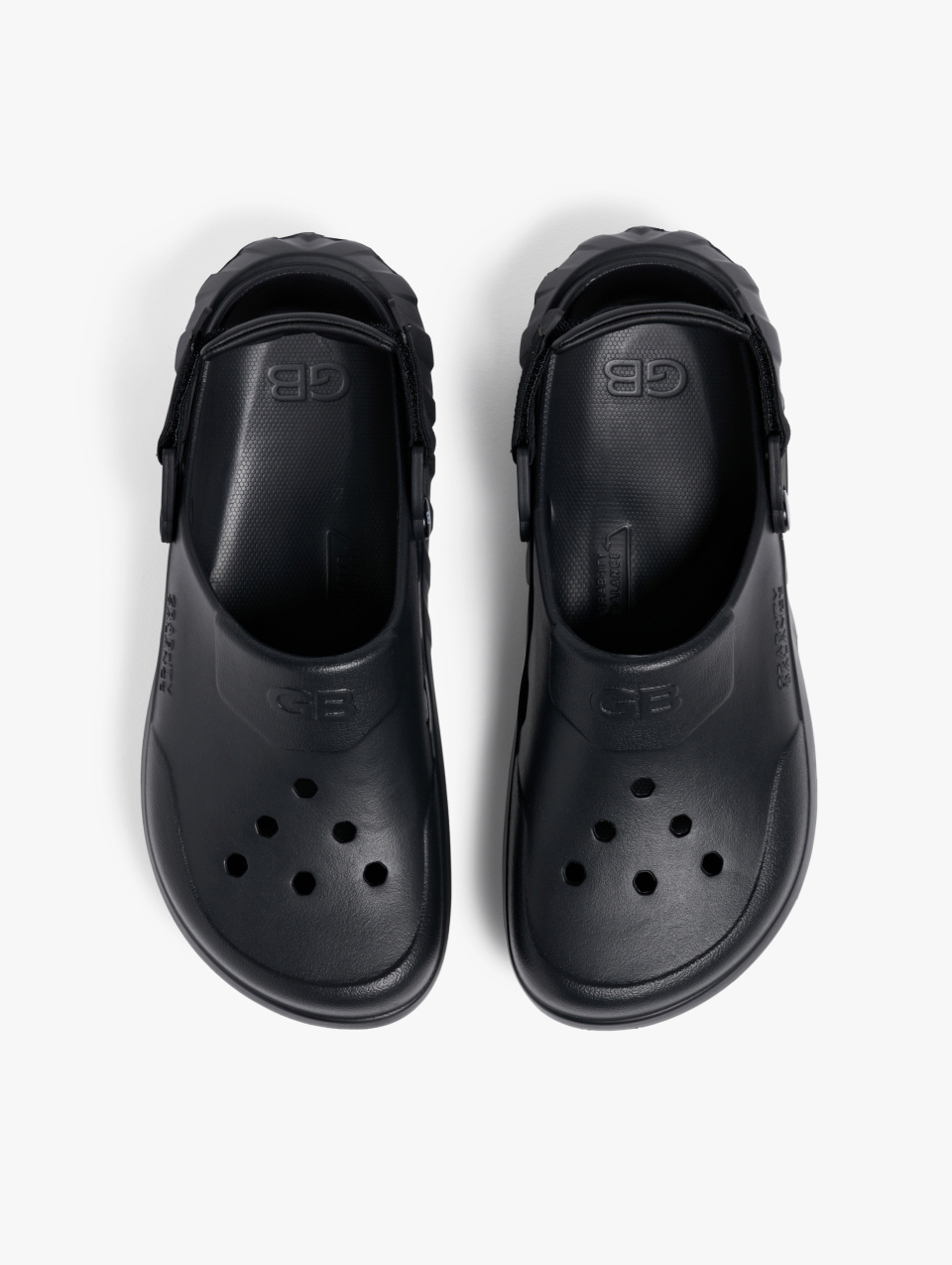 ☆送料無料☆ GOAL STUDIO GB PRO CLOG-BLACK ☆ 골스튜디오(GOALSTUDIO) GB PRO CLOG-BLACK - 사이즈 & 후기