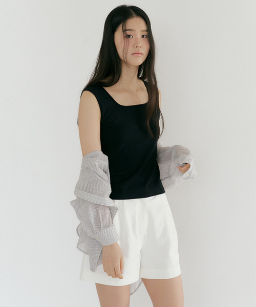 square neck sleeveless top-black