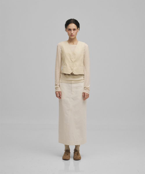 w. Jane Corduroy Vest (Ecru)