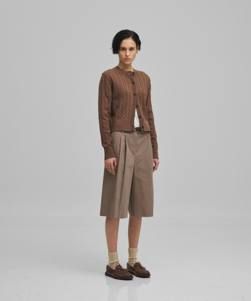 w. Officer Bermuda Pants (Dark Mink)