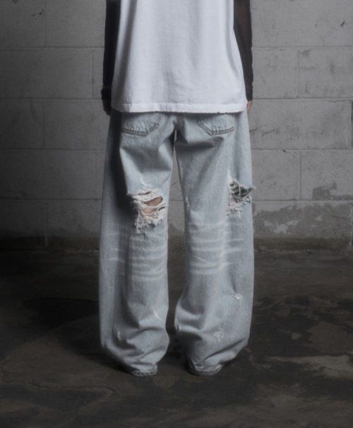 HARD DAMAGE WASHED CURVED JEANS LIGHT BLUE