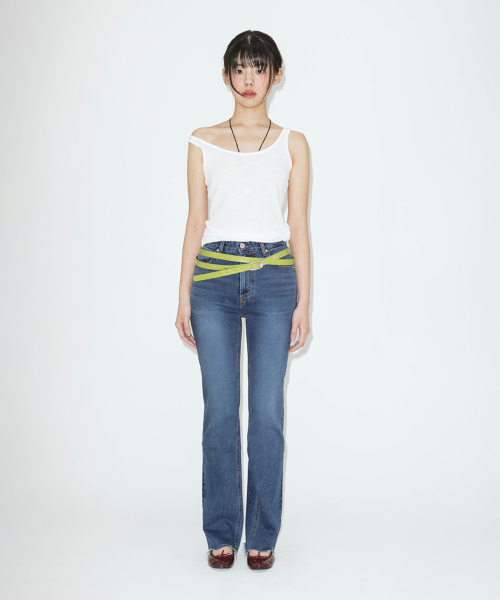 lotsyou_Back Slit Slim Straight Denim