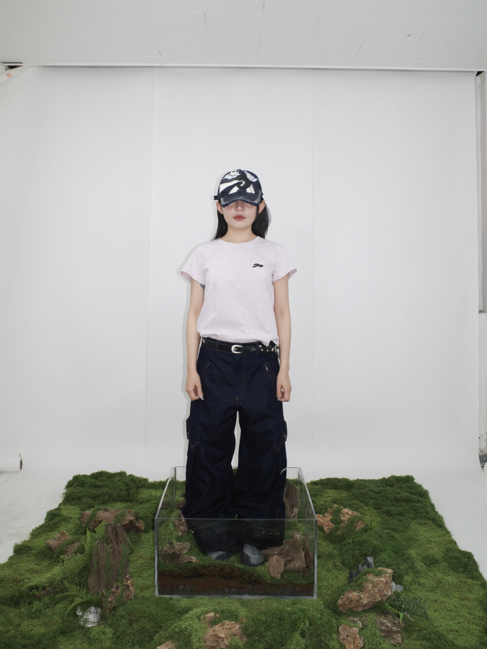 W HORN APPLIQUE TEE IN LIGHT PINK 1