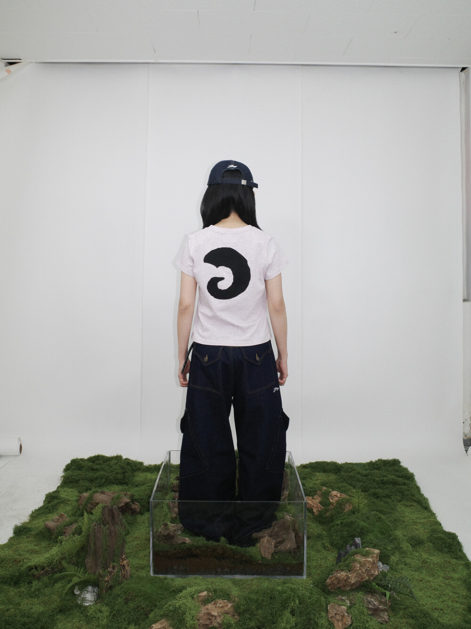 W HORN APPLIQUE TEE IN LIGHT PINK 2