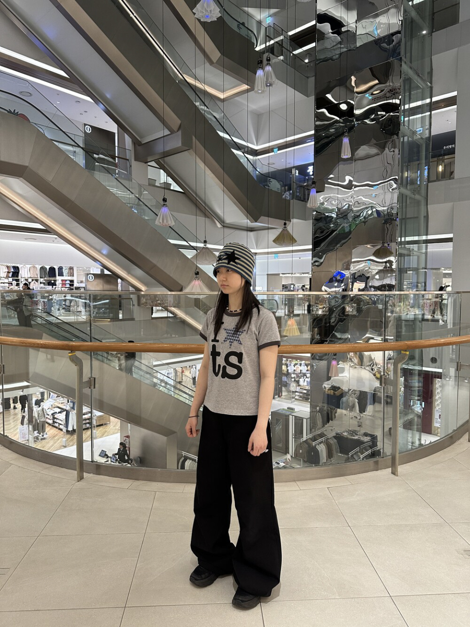 77 APPLIQUE PANTS IN BLACK 1