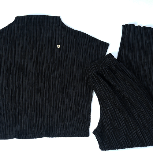 Повседневная блузка со складками и коротким рукавом (Black)