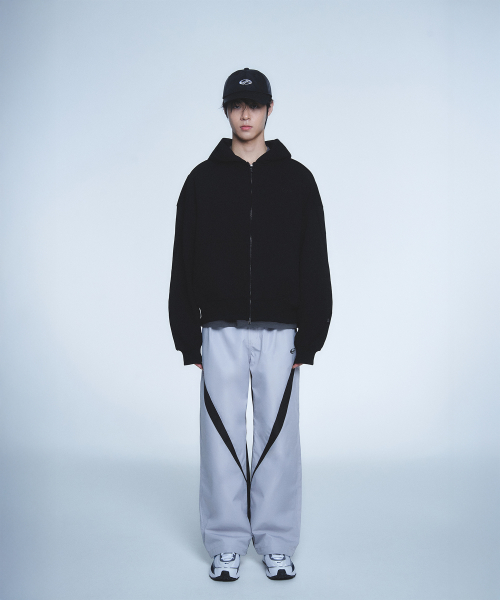 LINE HOODIE ZIP-UP-[BLACK]