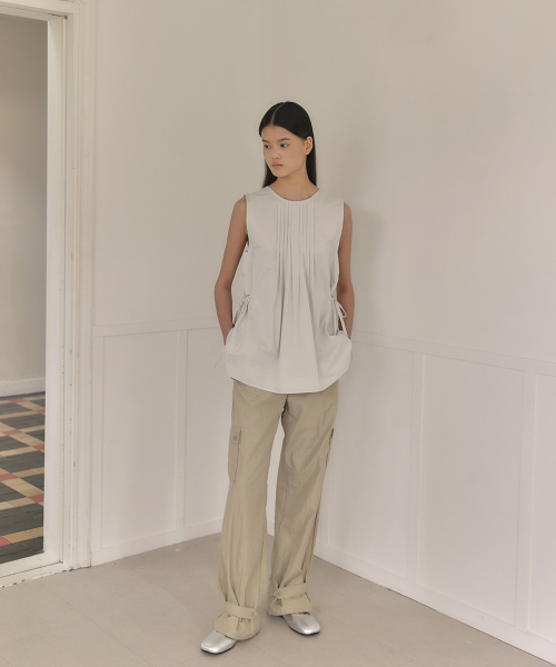 GLOSSY STRAP PANTS [ BEIGE ]